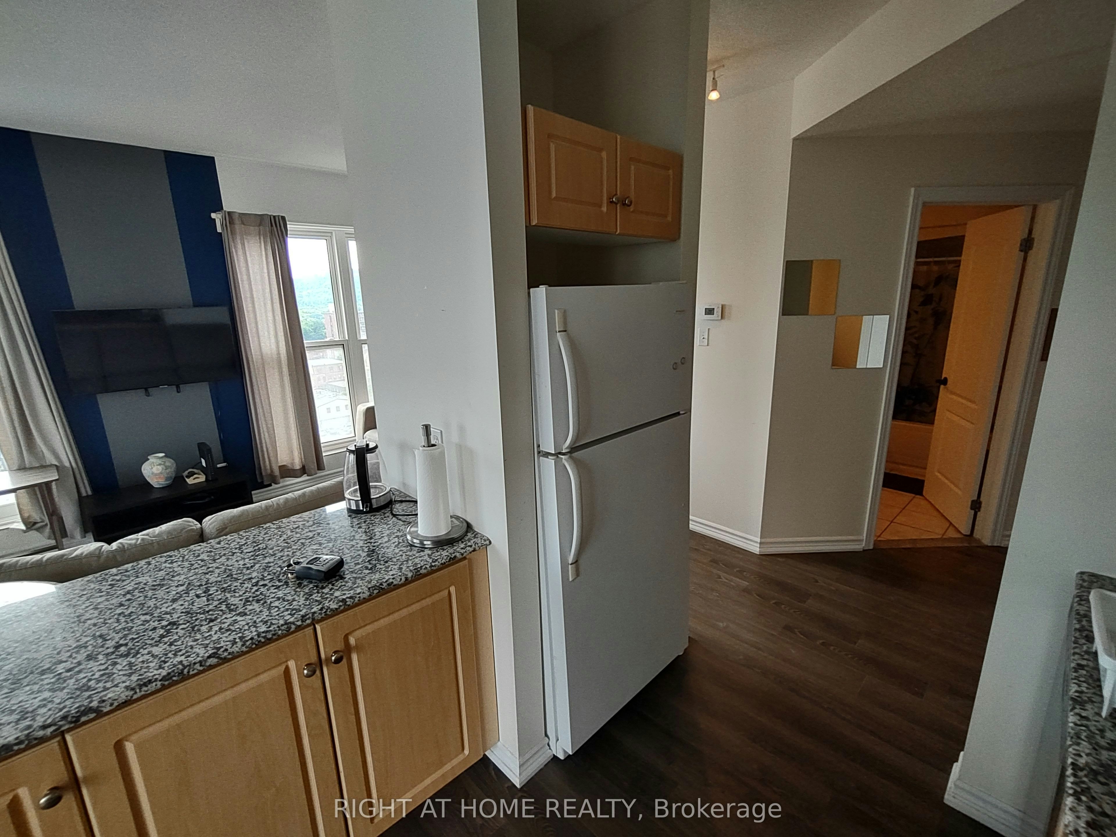 1102-135 James Street S, Hamilton, ON, L8P 2Z6 - 6