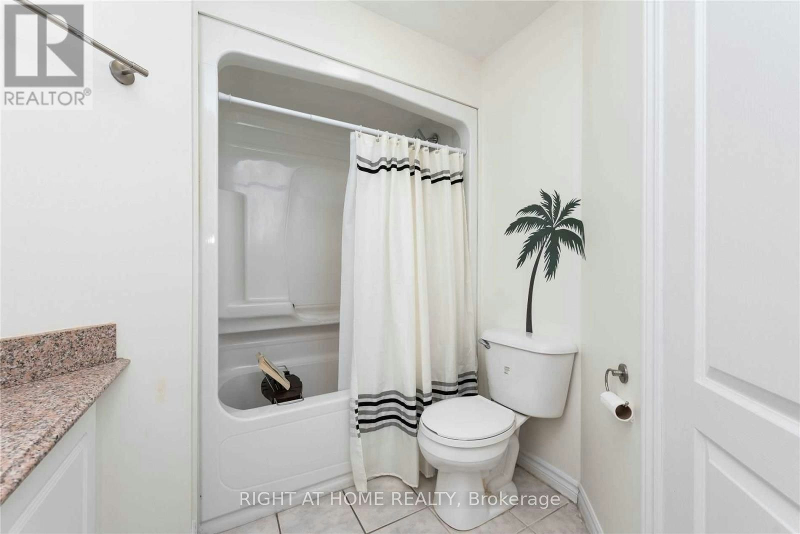 1102-135 James Street S, Hamilton, ON, L8P 2Z6 - 14