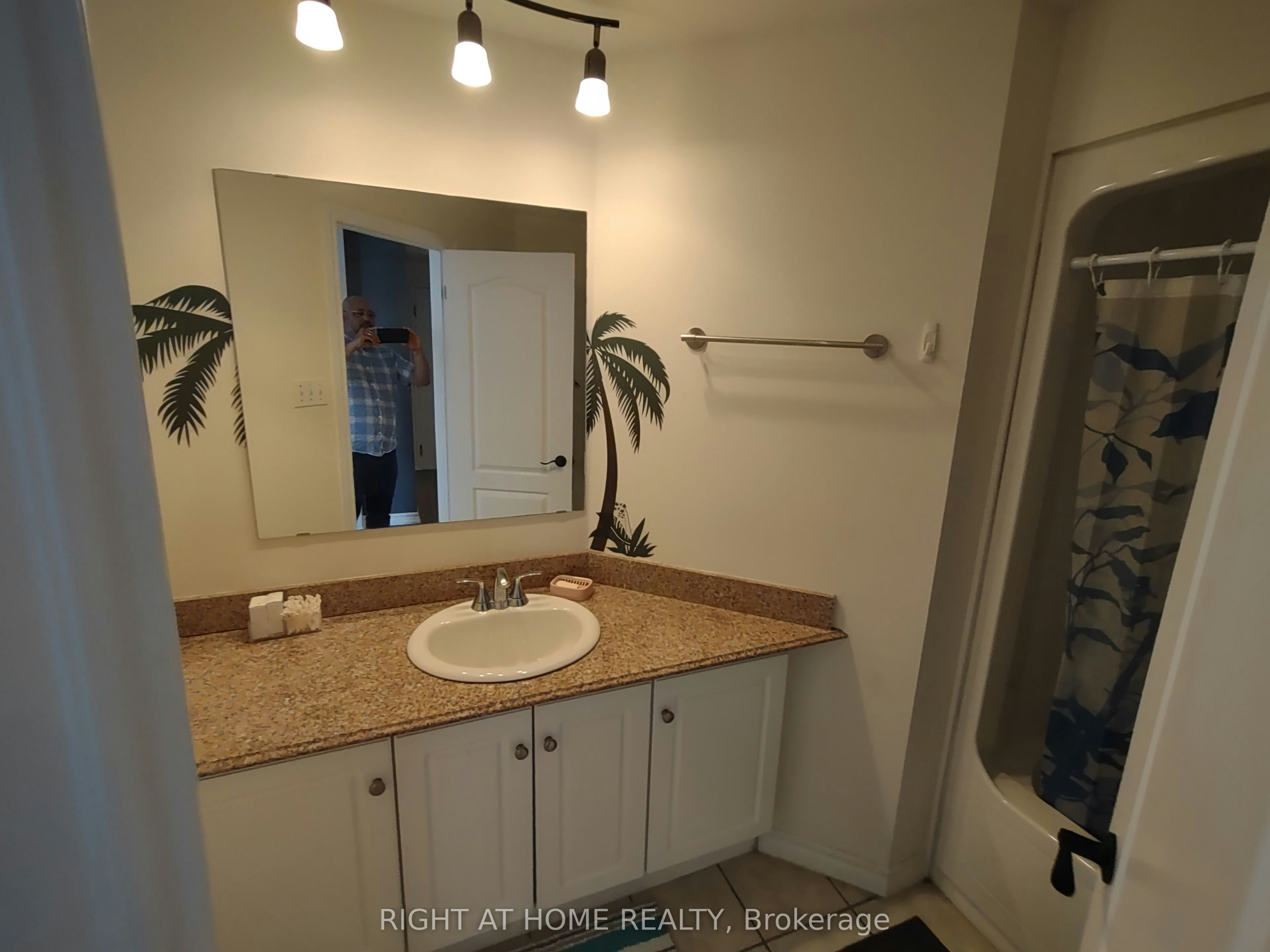 1102-135 James Street S, Hamilton, ON, L8P 2Z6 - 11