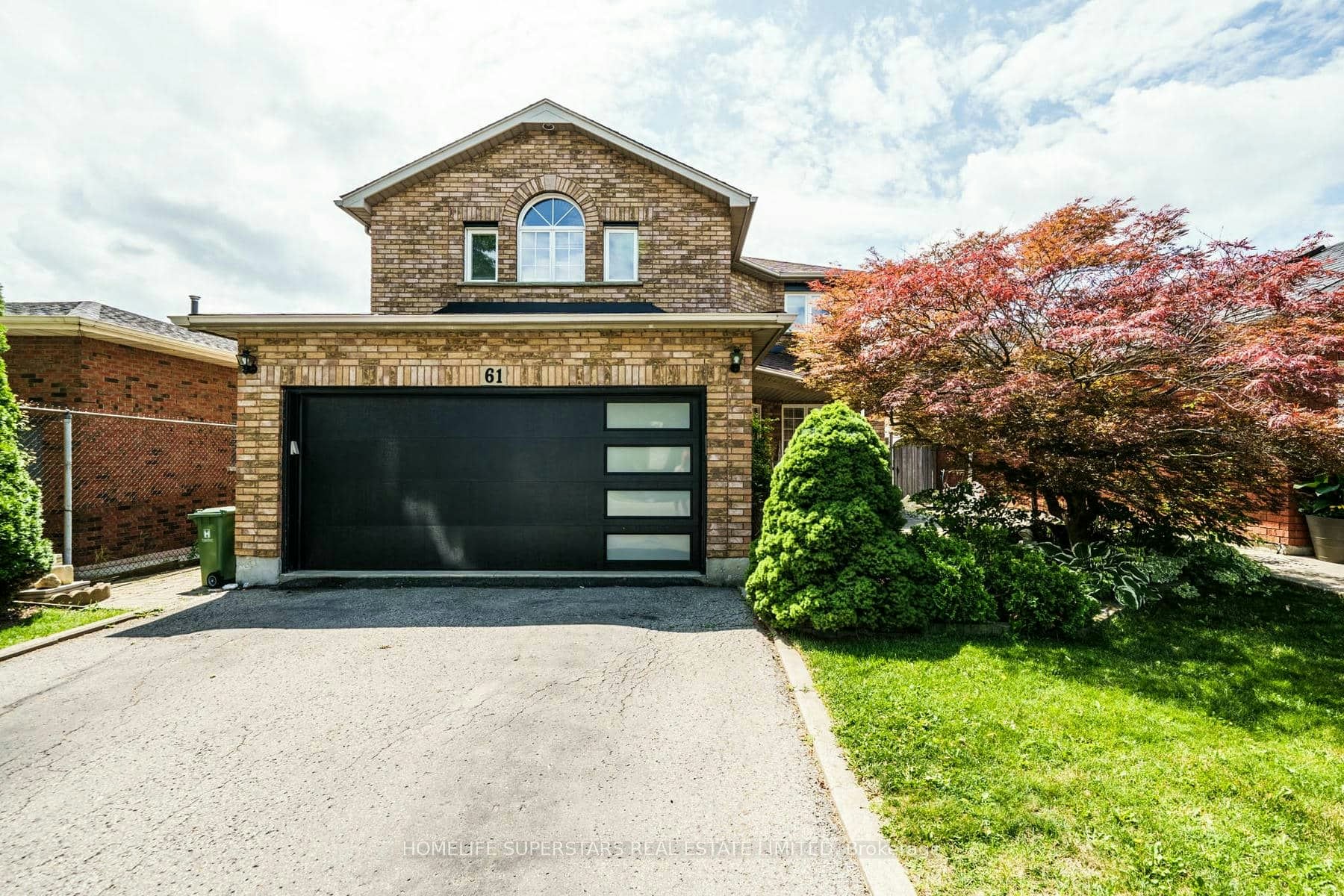 61 Lawnhurst Drive, Hamilton, ON, L8V 4N9