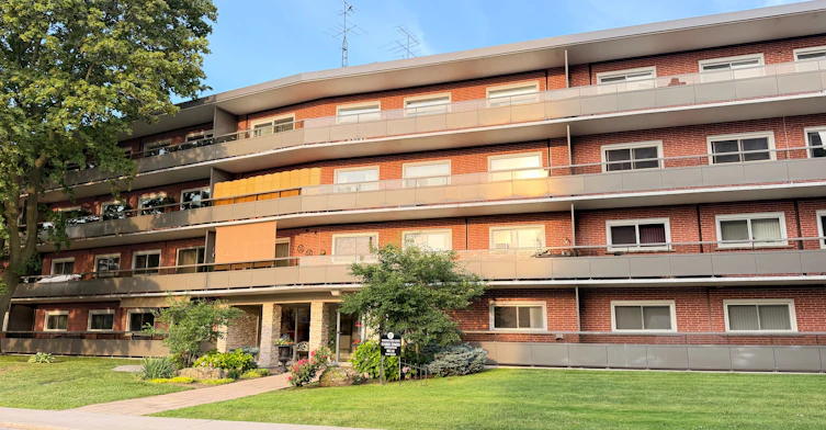 411-11 Woodman Drive, Hamilton, ON, L8K 4E3