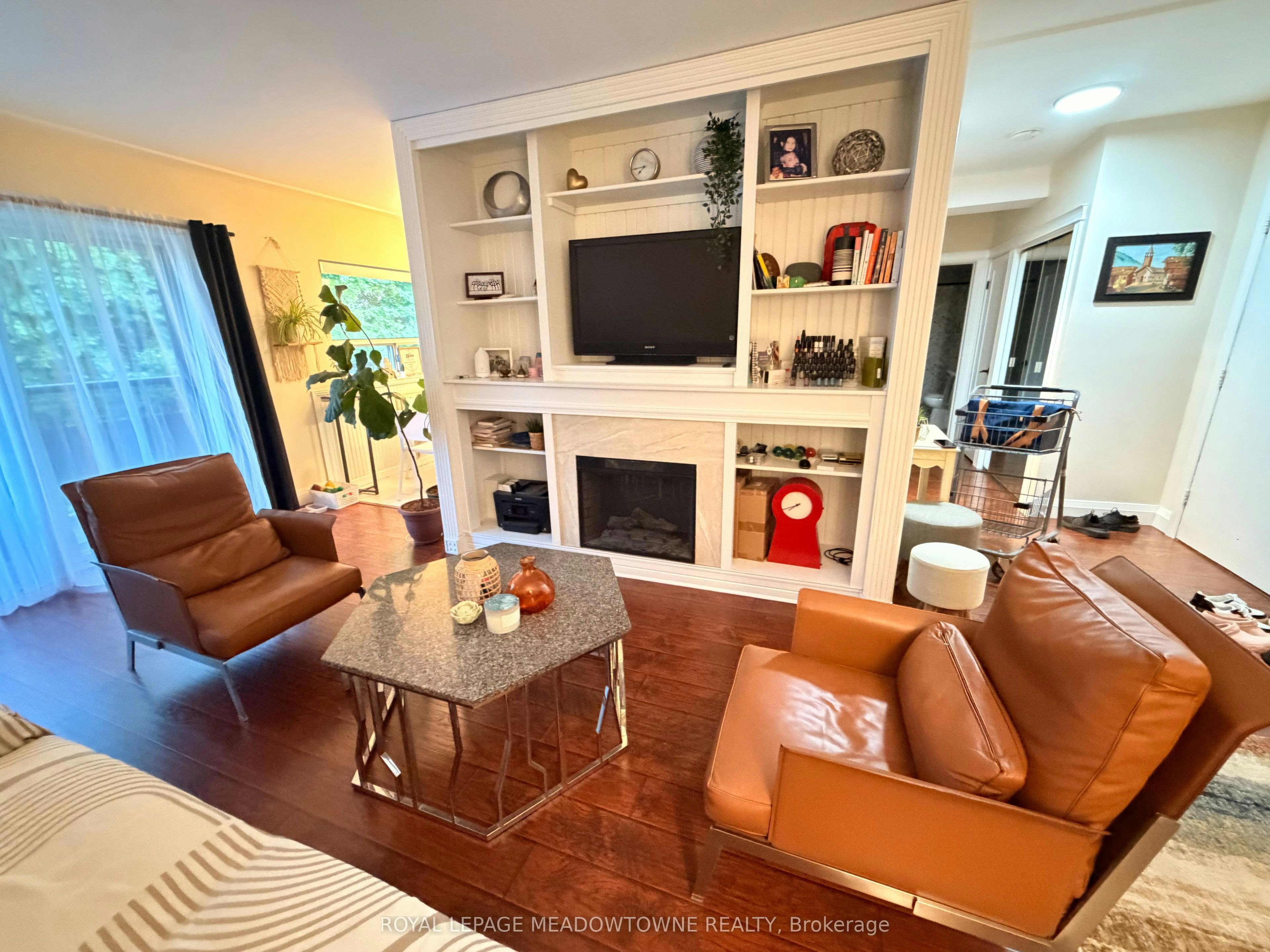 411-11 Woodman Drive, Hamilton, ON, L8K 4E3 - 4