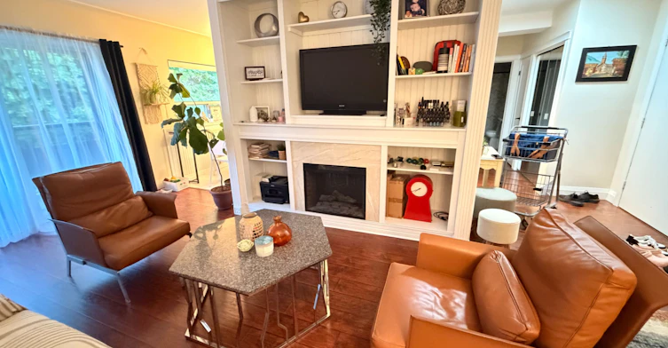 411-11 Woodman Drive, Hamilton, ON, L8K 4E3 - 4