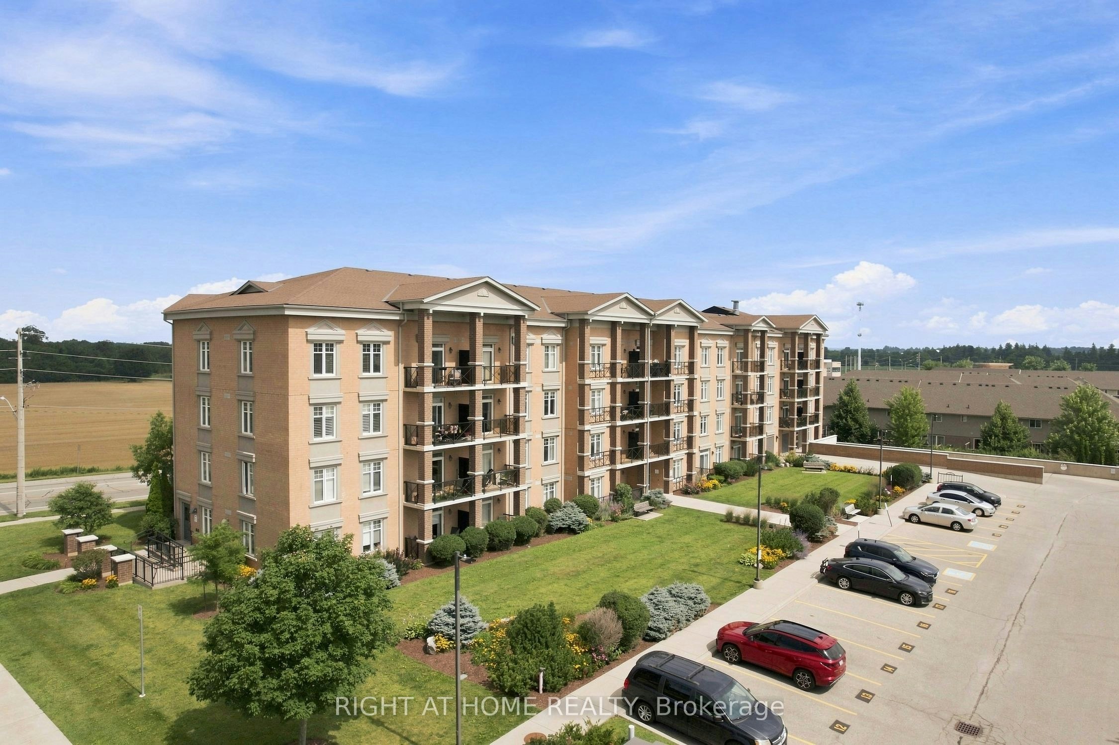201-2 Colonial Drive, Guelph, ON, N1L 0K8