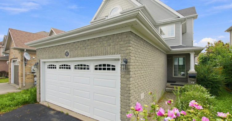 187 Clairfields Drive E, Guelph, ON, N1L 1N4 - 2
