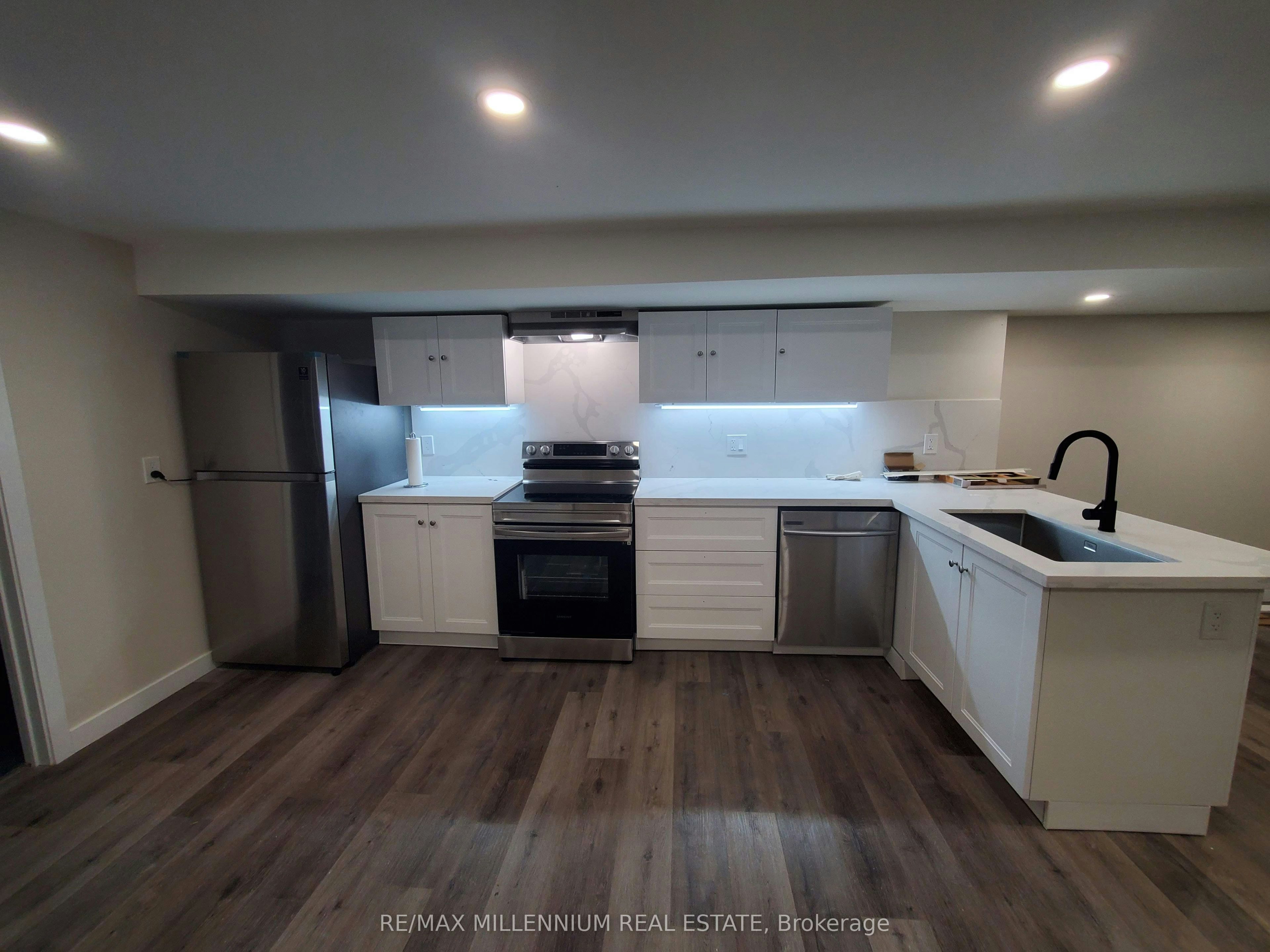 491 Blake Street, London, ON, N5K 2N9 - 4