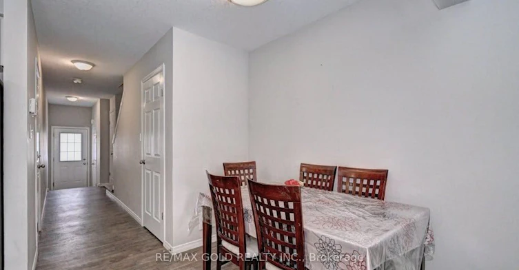 35-50 Pinnacle Drive, Kitchener, ON, N2P 0H8 - 2