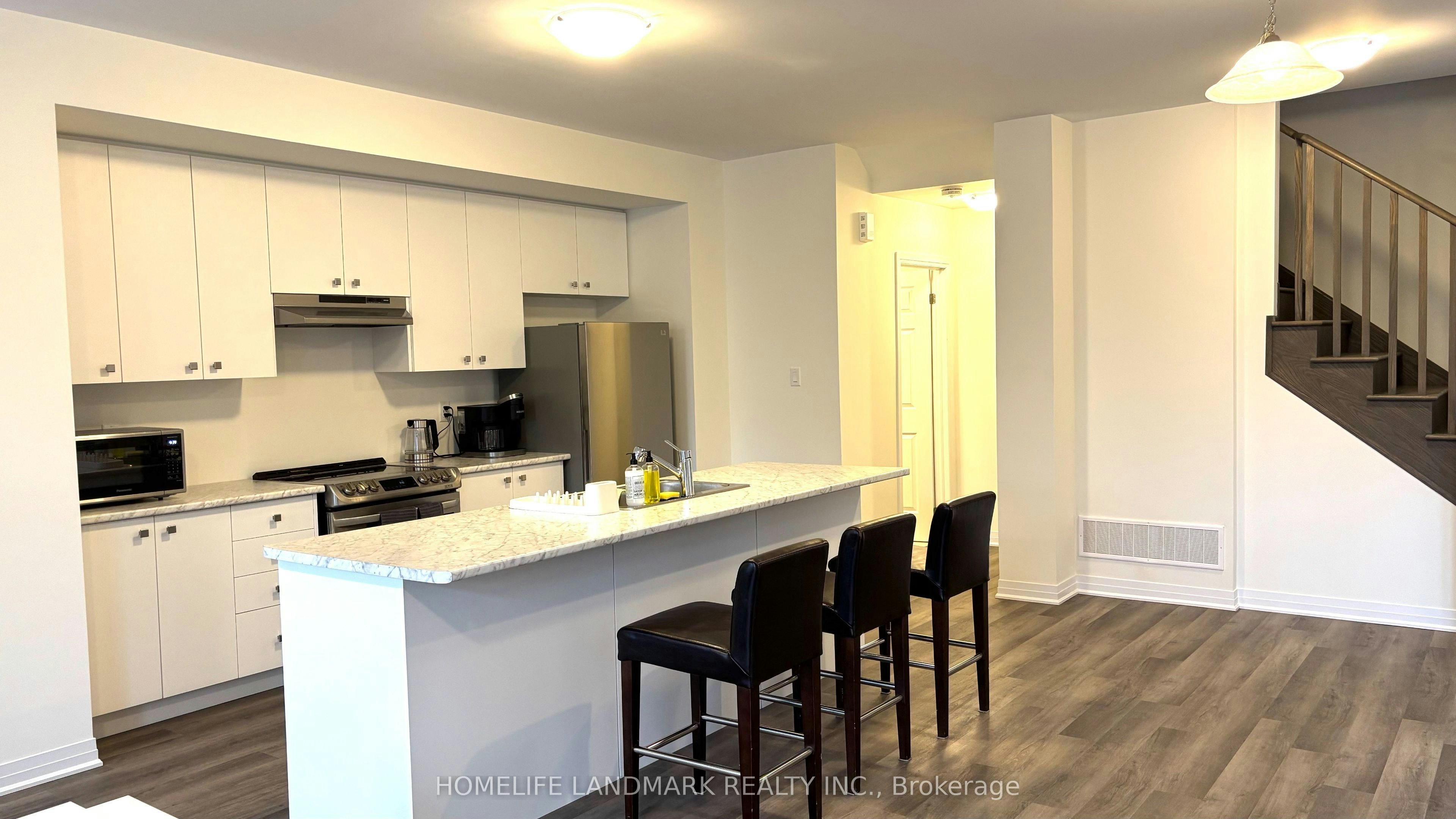 19 Pogie Drive, Welland, ON, L3B 0P2 - 12