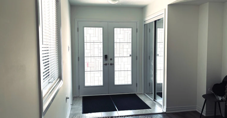 19 Pogie Drive, Welland, ON, L3B 0P2 - 2
