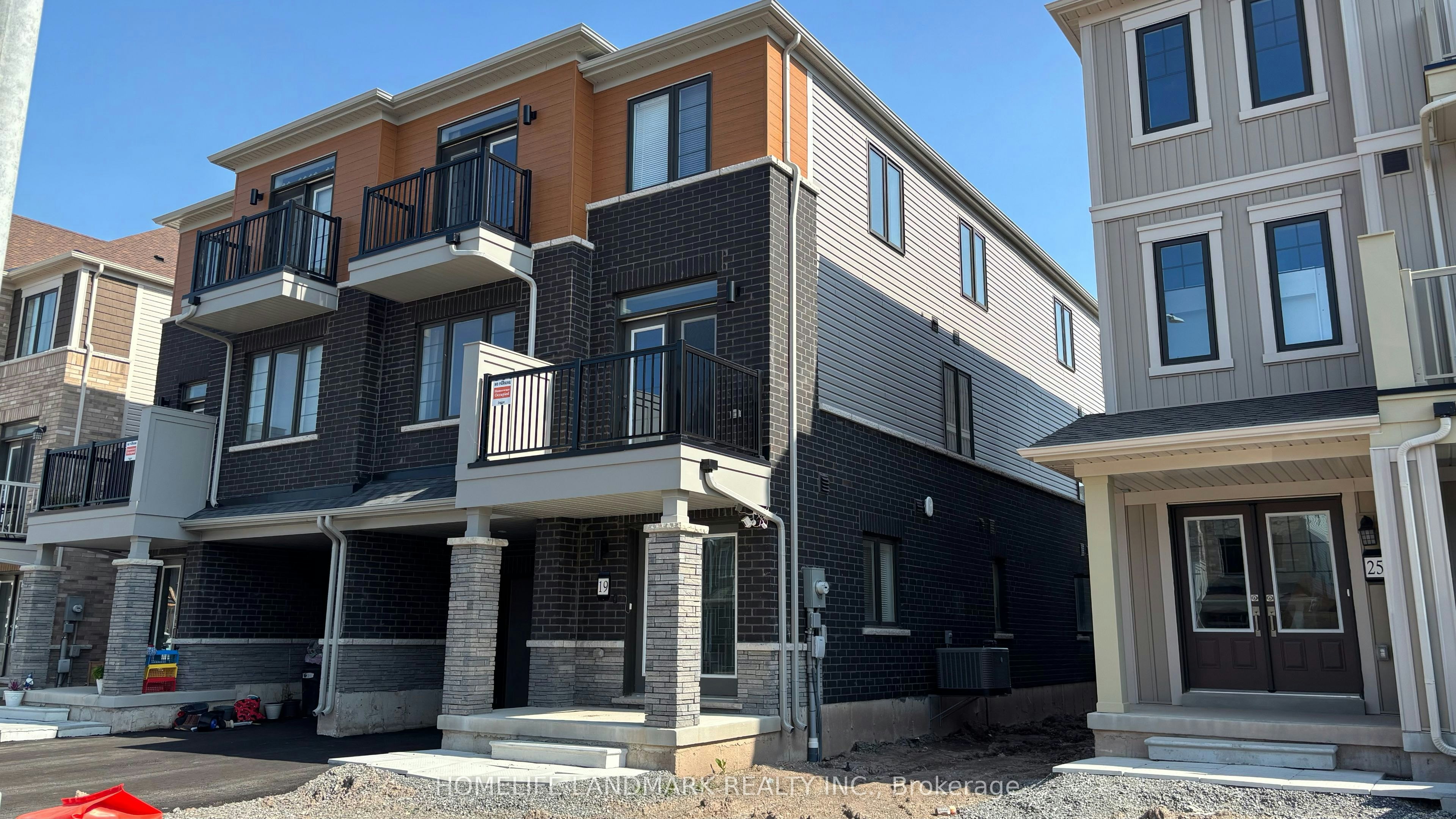 19 Pogie Drive, Welland, ON, L3B 0P2