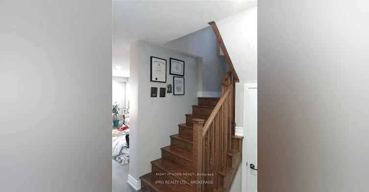 20 Bradshaw Drive Bradshaw Drive, Hamilton, ON, L8J 0K8 - 22