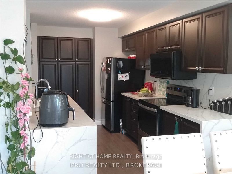 20 Bradshaw Drive Bradshaw Drive, Hamilton, ON, L8J 0K8 - 8