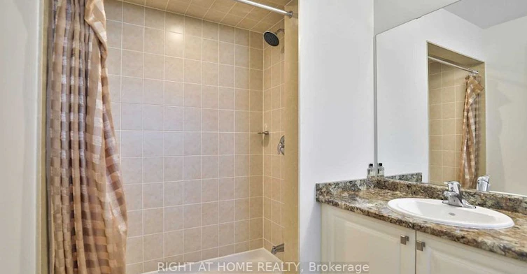 20 Bradshaw Drive Bradshaw Drive, Hamilton, ON, L8J 0K8 - 26