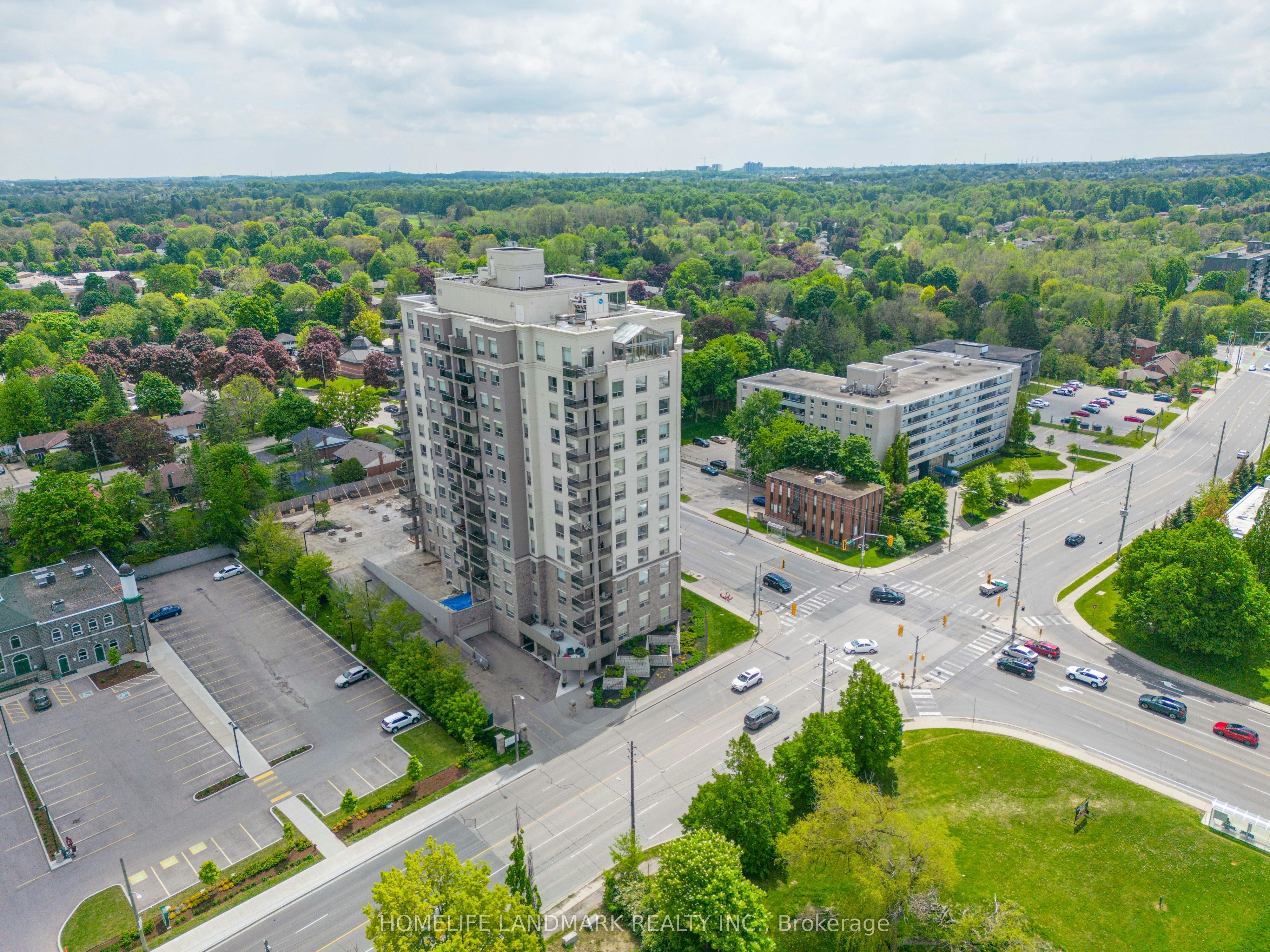 405-223 Erb Street W, Waterloo, ON, N2L 0B3 - 2