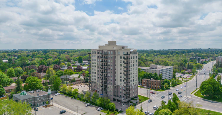 405-223 Erb Street W, Waterloo, ON, N2L 0B3 - 4