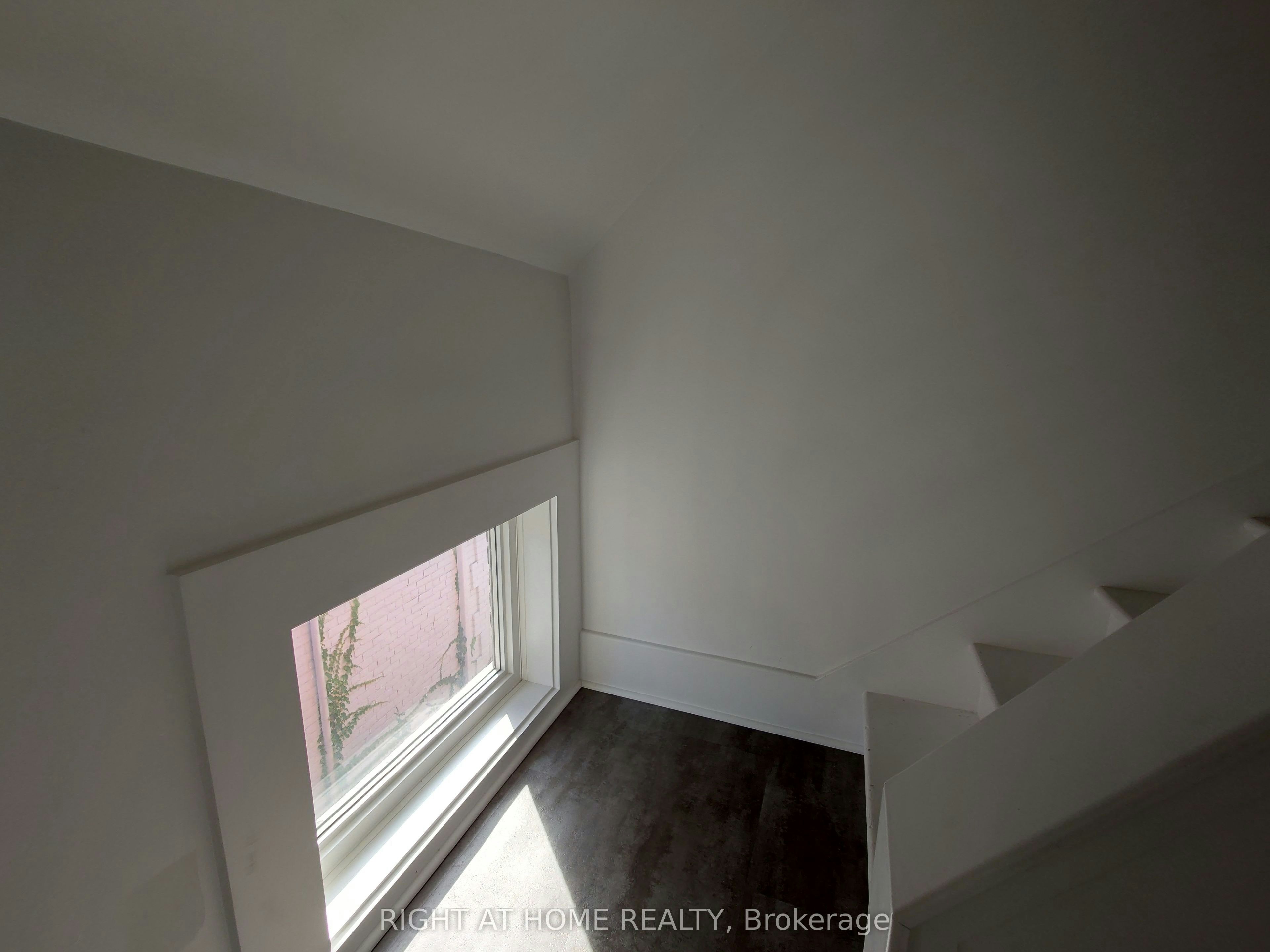 UPPER-117 Wellington Street S, Hamilton, ON, L8N 2R3 - 13
