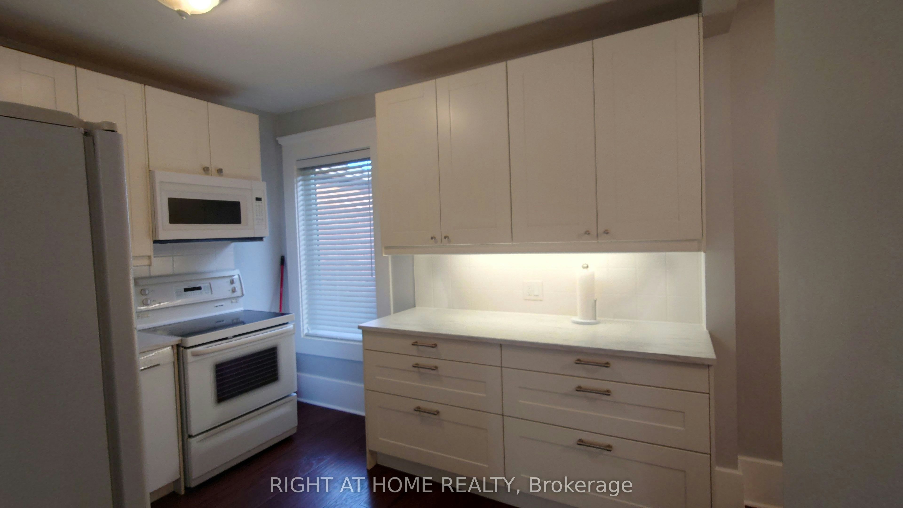 UPPER-117 Wellington Street S, Hamilton, ON, L8N 2R3 - 6