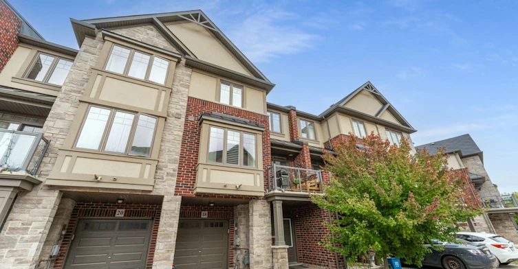 18 Whaley Lane, Hamilton, ON, L9G 0G7 - 2