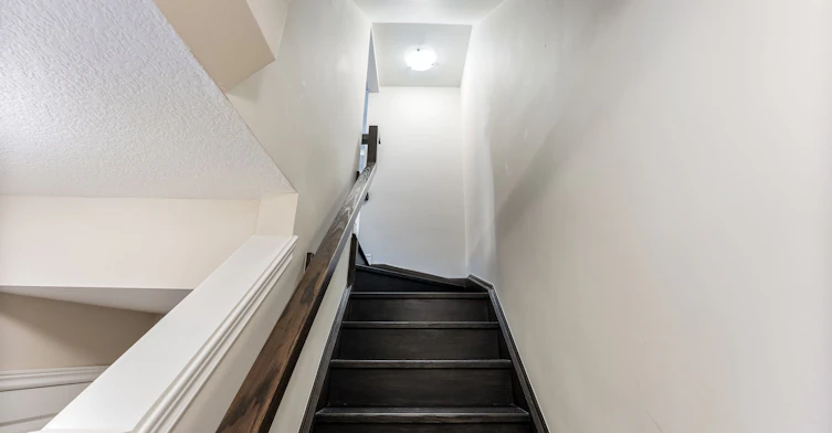 18 Whaley Lane, Hamilton, ON, L9G 0G7 - 5