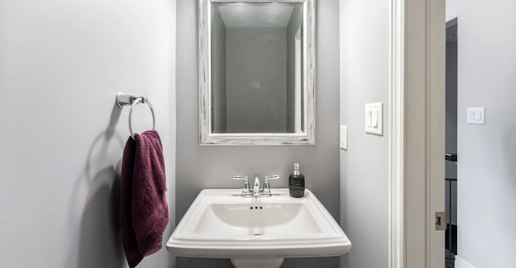 18 Whaley Lane, Hamilton, ON, L9G 0G7 - 20