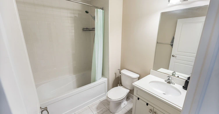 18 Whaley Lane, Hamilton, ON, L9G 0G7 - 28