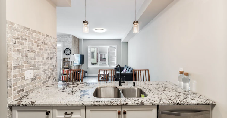 18 Whaley Lane, Hamilton, ON, L9G 0G7 - 17