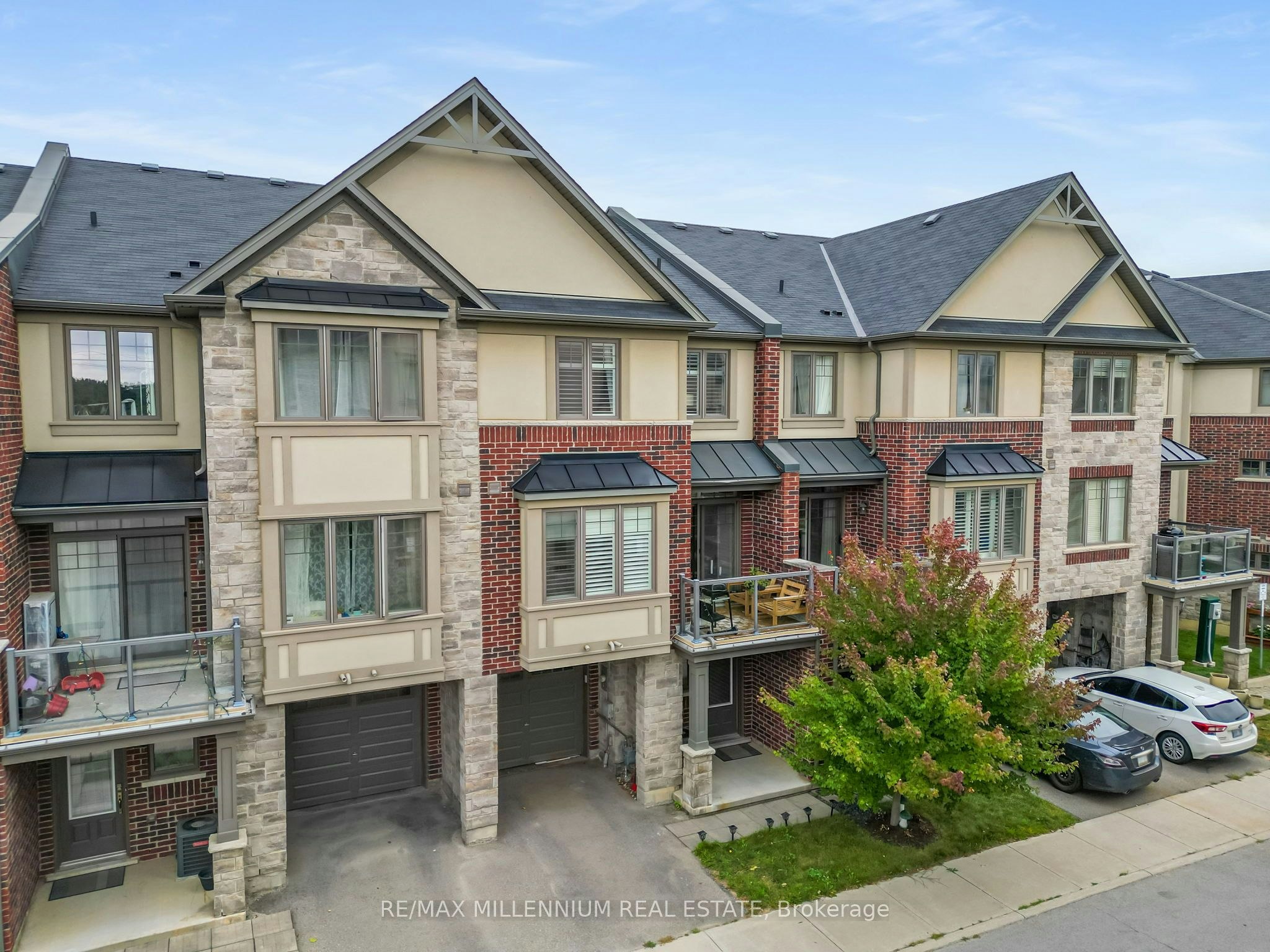 18 Whaley Lane, Hamilton, ON, L9G 0G7