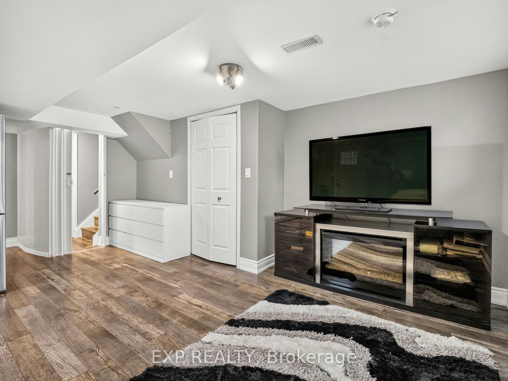 6450 Caledonia (Lower) Street, Niagara Falls, ON, L2G 5A3 - 4