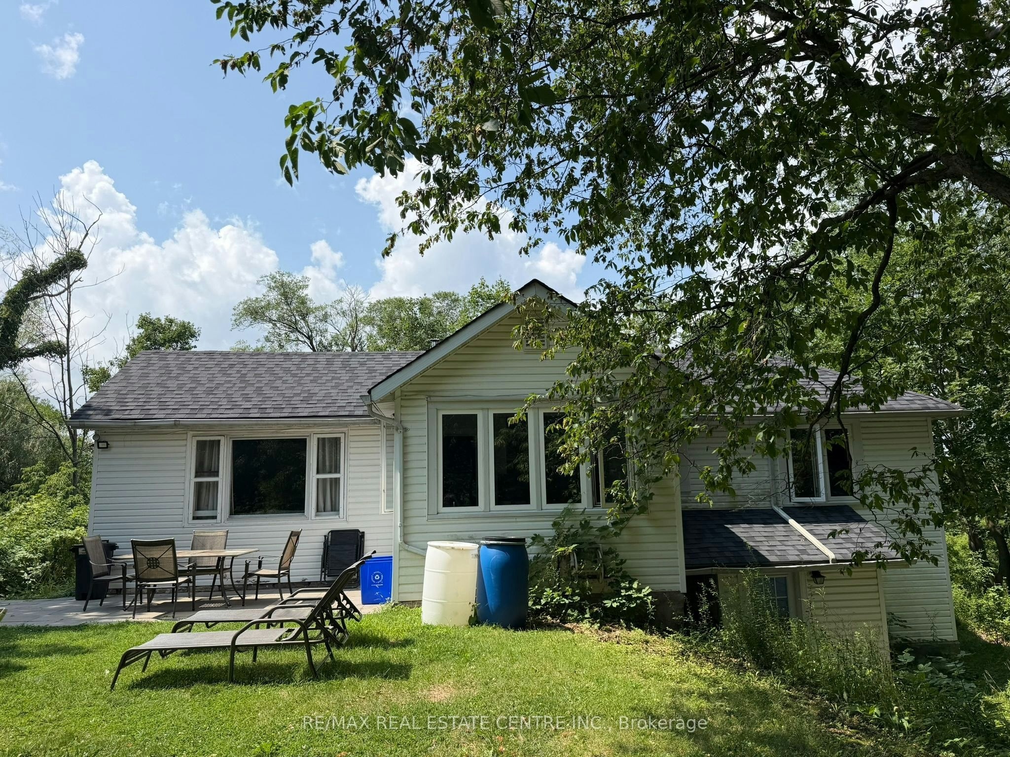 716 Artaban Road, Hamilton, ON, L9H 5E3