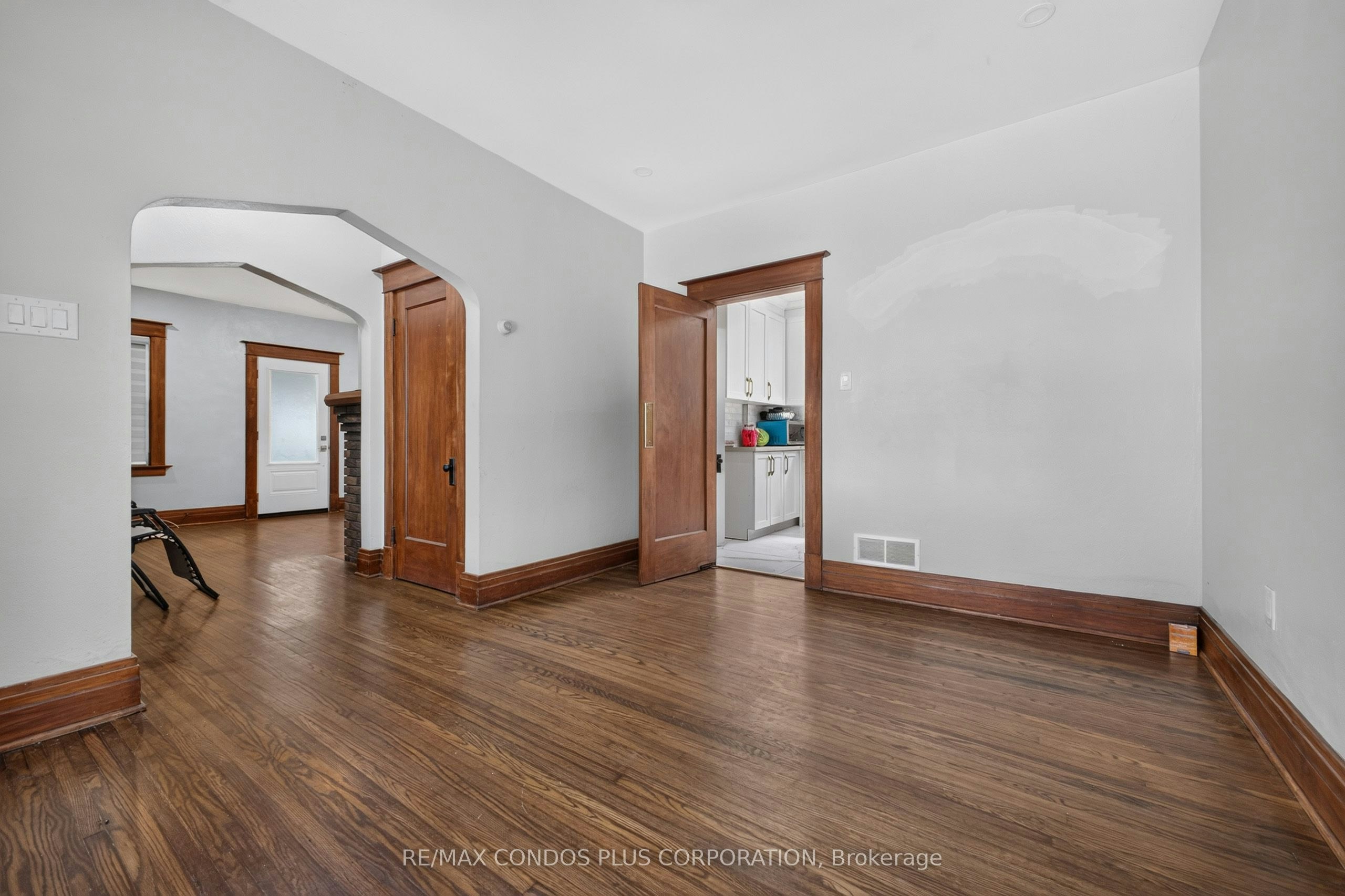 5983 Corwin Avenue, Niagara Falls, ON, L2G 5L4 - 10
