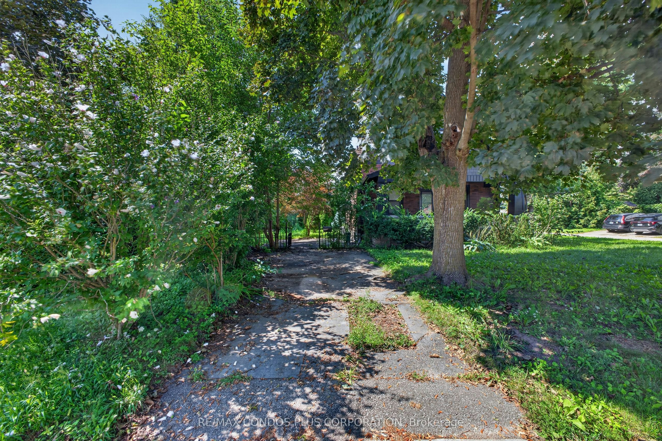 5983 Corwin Avenue, Niagara Falls, ON, L2G 5L4 - 4