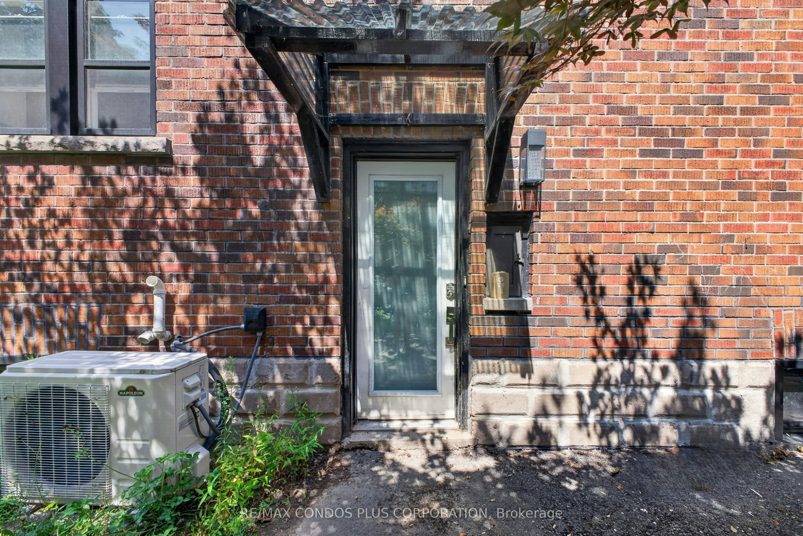 5983 Corwin Avenue, Niagara Falls, ON, L2G 5L4 - 7