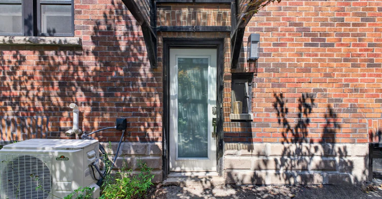 5983 Corwin Avenue, Niagara Falls, ON, L2G 5L4 - 7