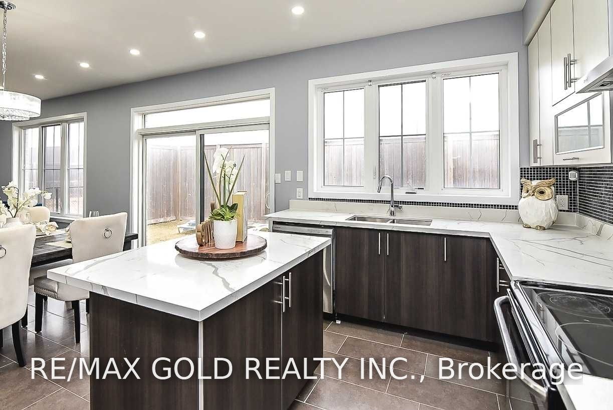 206 Crafter Crescent, Hamilton, ON, L8J 0J1 - 11