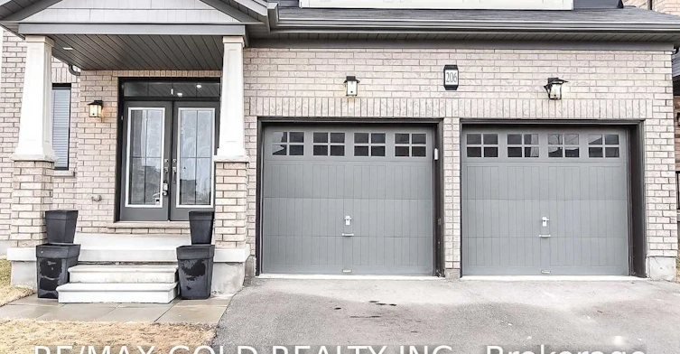 206 Crafter Crescent, Hamilton, ON, L8J 0J1 - 2