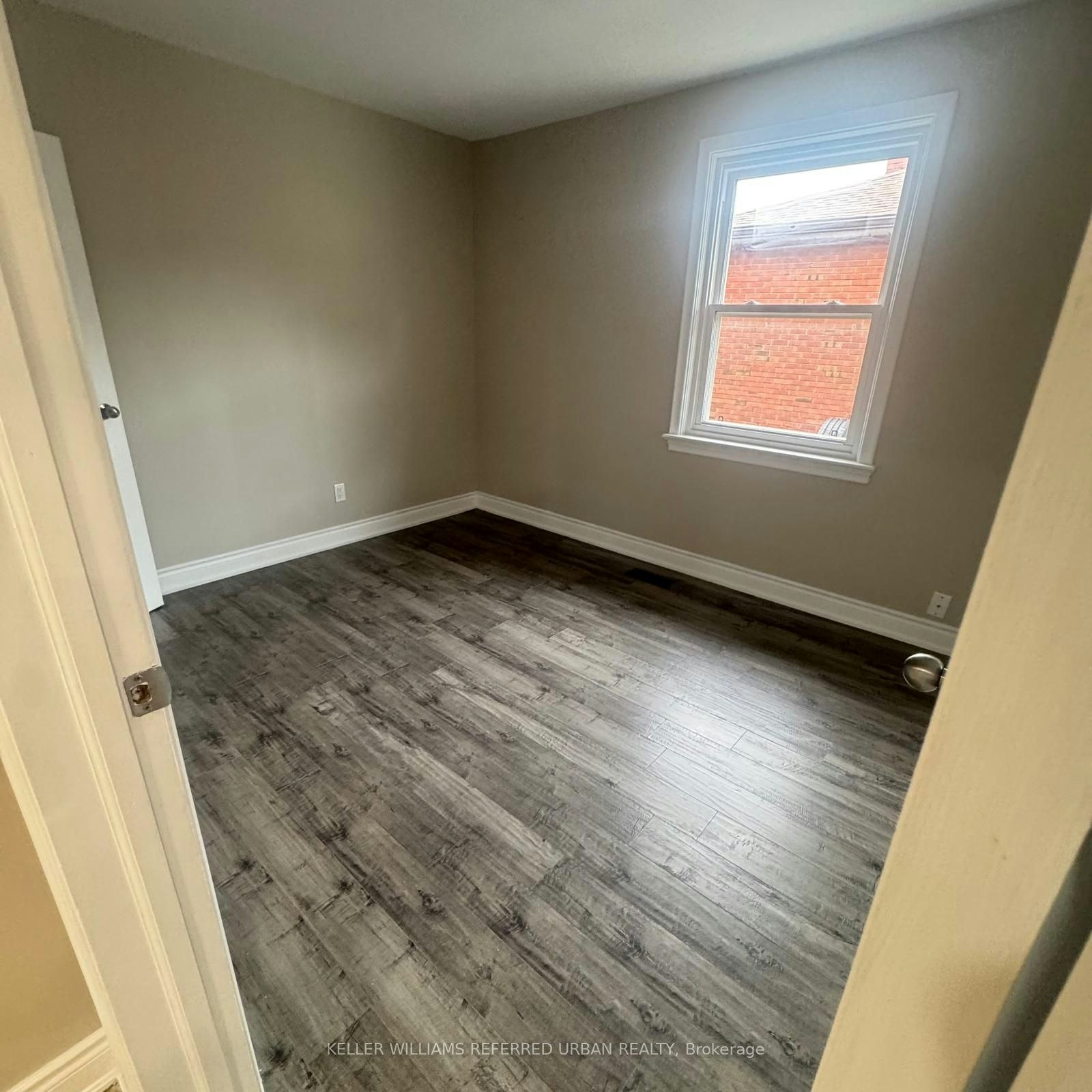 313 East 33rd Street, Hamilton, ON, L8V 3T9 - 9