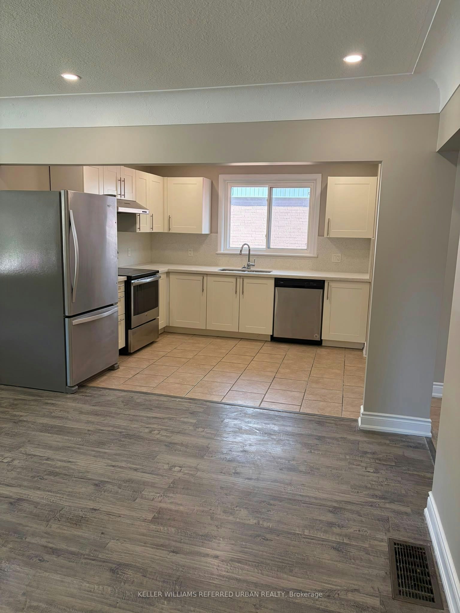313 East 33rd Street, Hamilton, ON, L8V 3T9 - 7