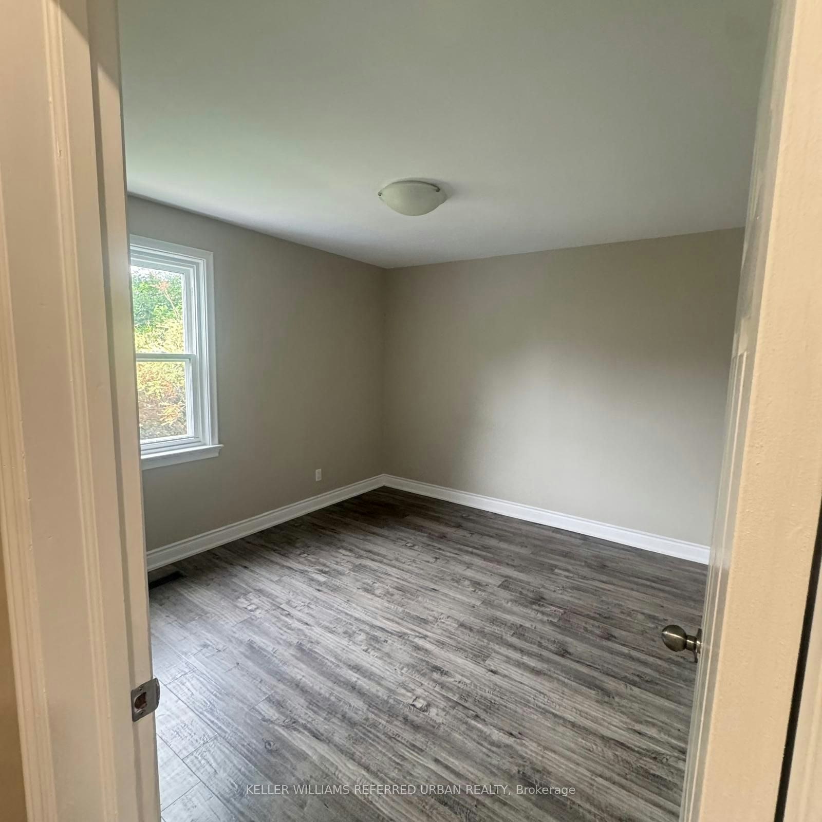 313 East 33rd Street, Hamilton, ON, L8V 3T9 - 11