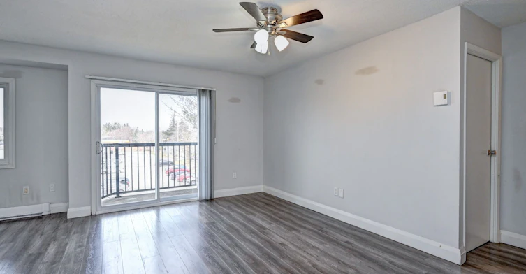 307-276 Eiwo Court, Waterloo, ON, N2K 3M6 - 11
