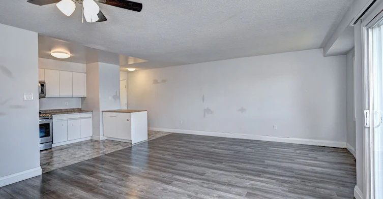 307-276 Eiwo Court, Waterloo, ON, N2K 3M6 - 10