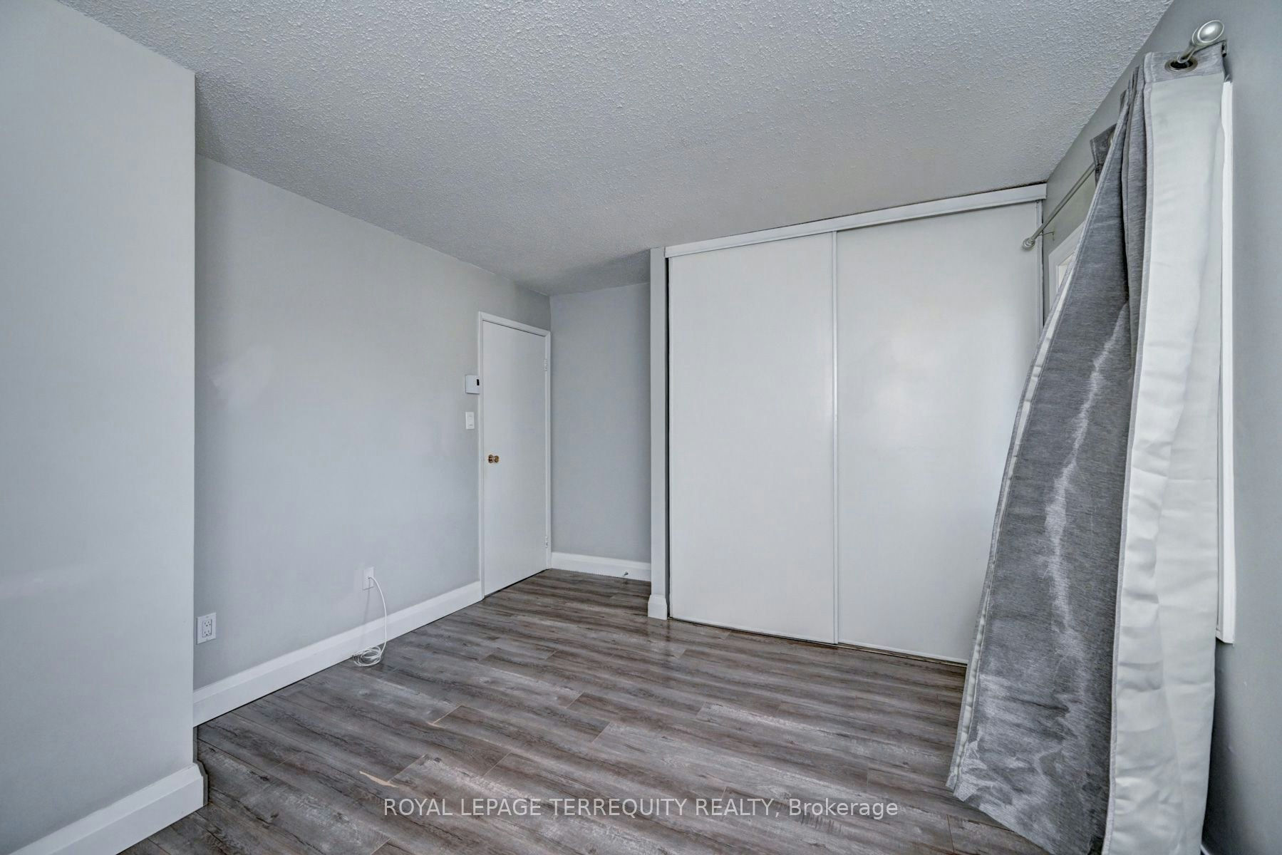 307-276 Eiwo Court, Waterloo, ON, N2K 3M6 - 23