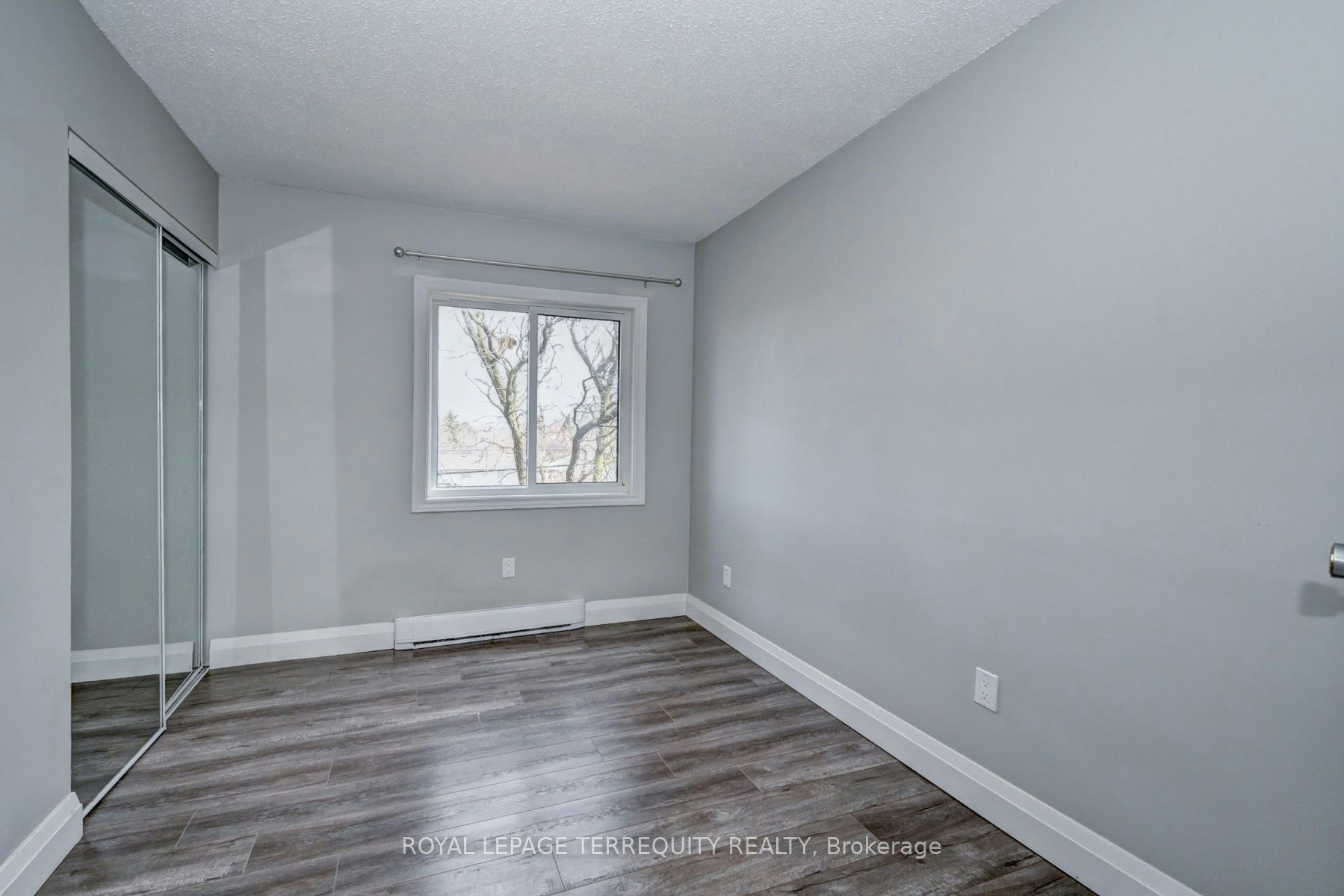 307-276 Eiwo Court, Waterloo, ON, N2K 3M6 - 28