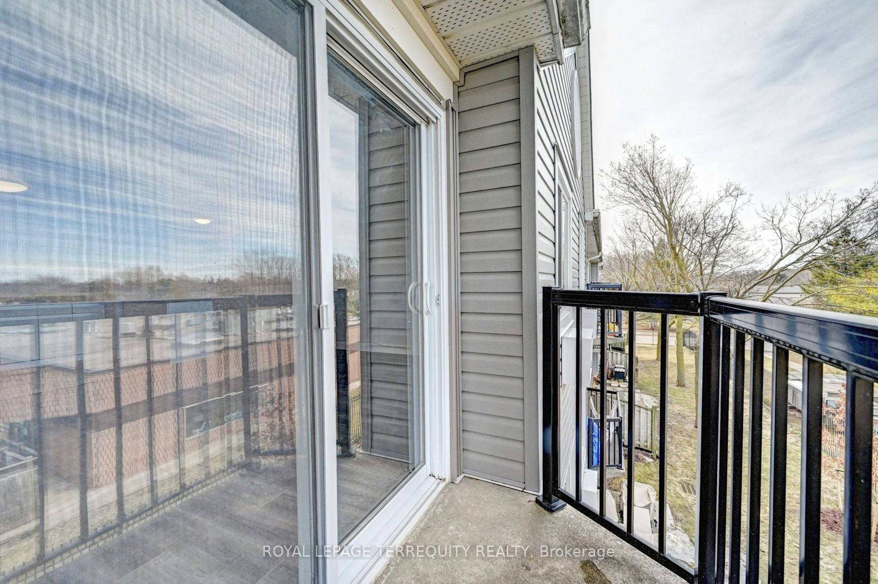 307-276 Eiwo Court, Waterloo, ON, N2K 3M6 - 40