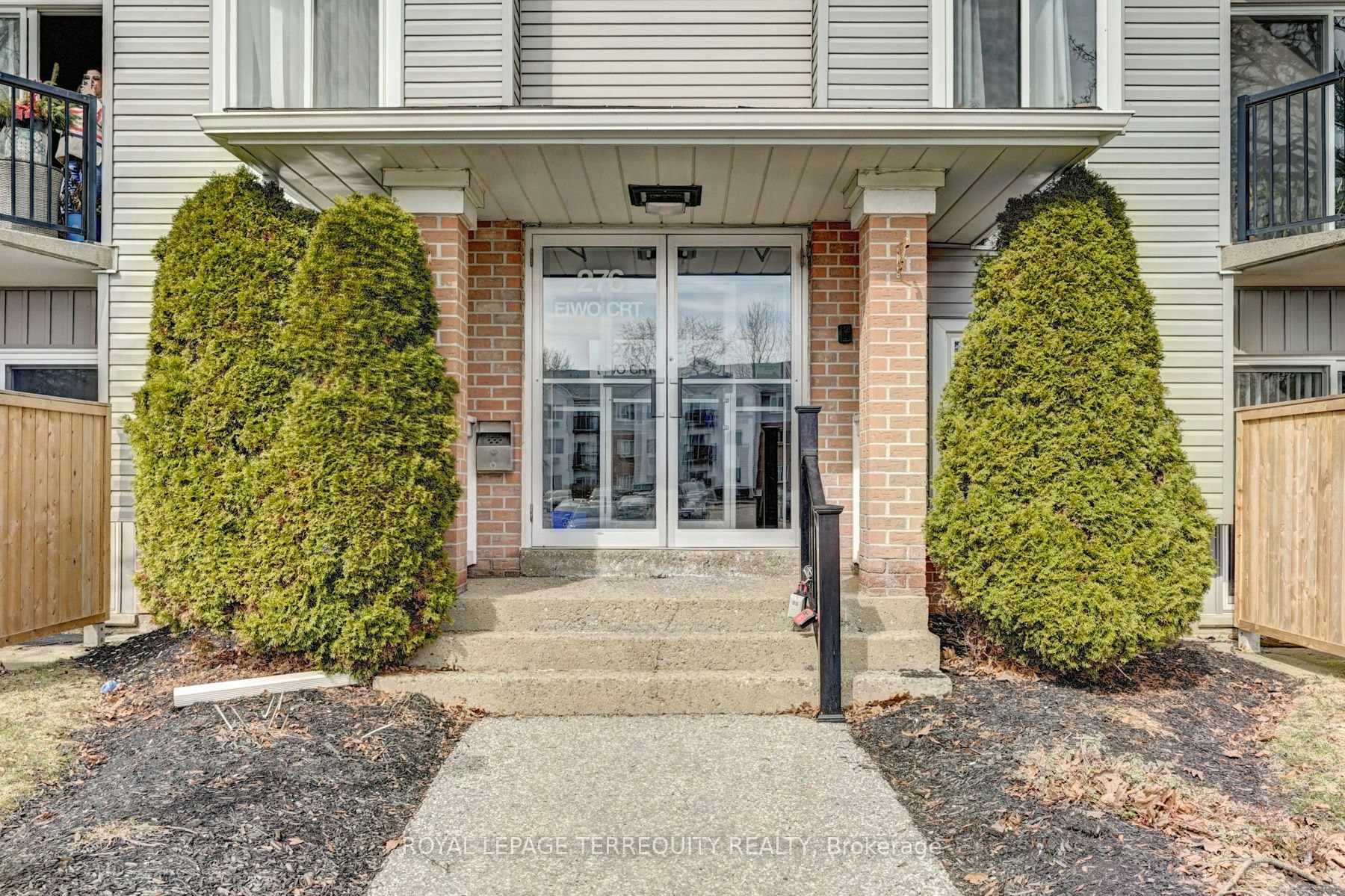307-276 Eiwo Court, Waterloo, ON, N2K 3M6