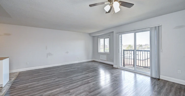 307-276 Eiwo Court, Waterloo, ON, N2K 3M6 - 15