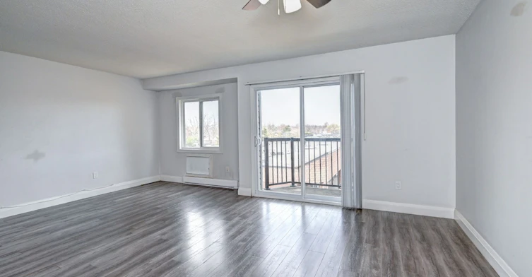 307-276 Eiwo Court, Waterloo, ON, N2K 3M6 - 9