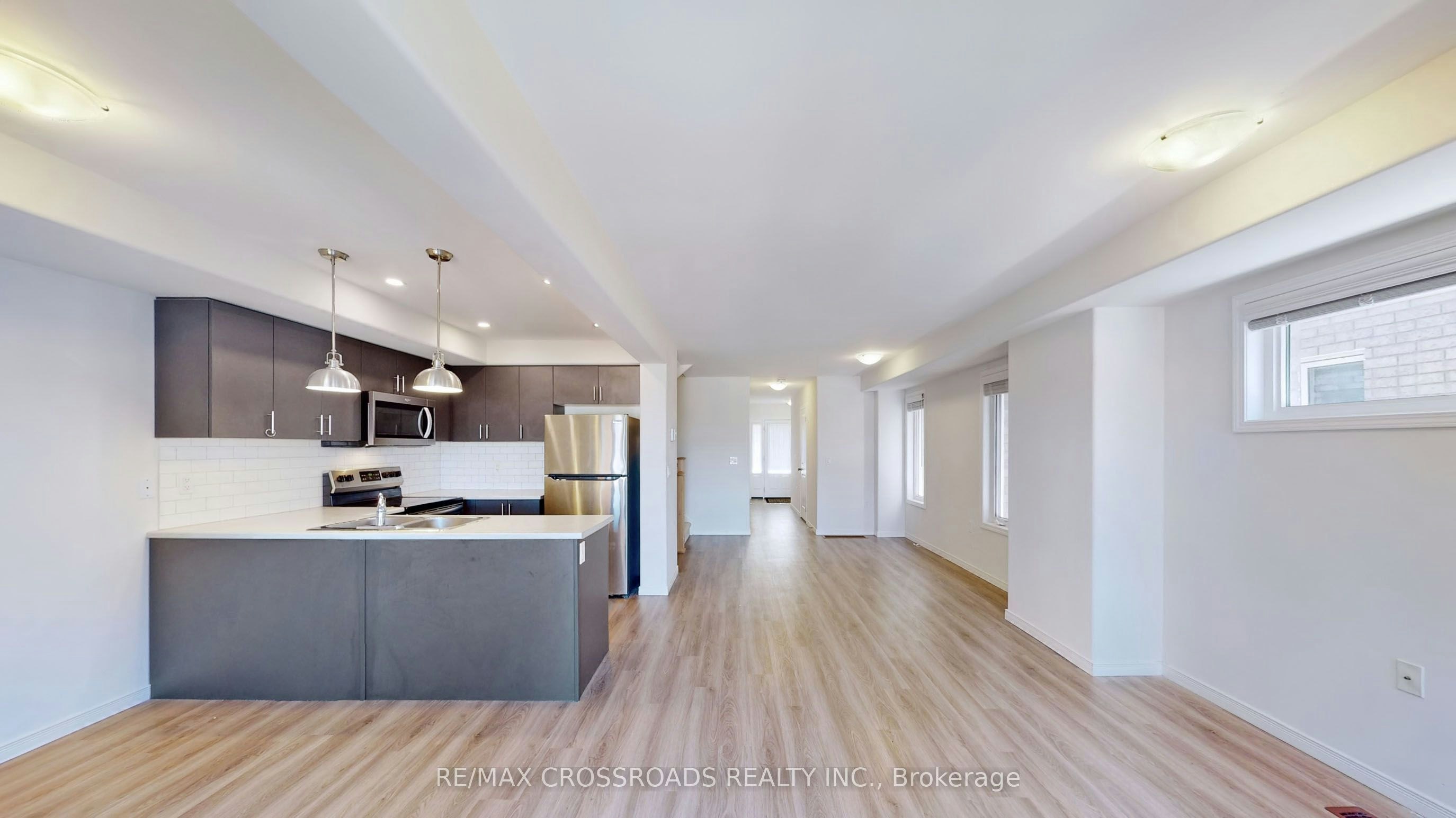 1638 Hetherington Drive, Peterborough, ON, L9L 1Y7 - 9