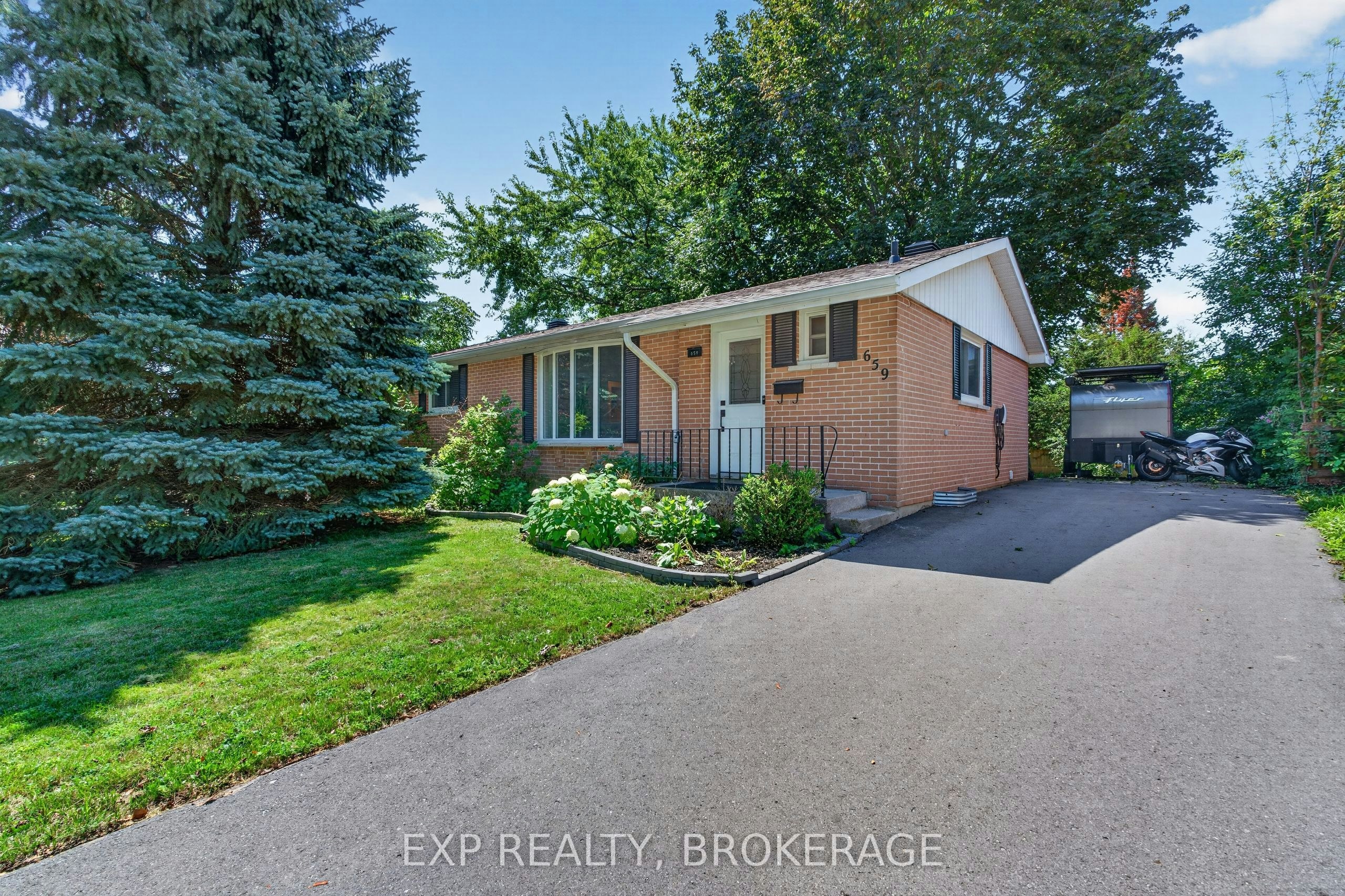 659 Sussex Boulevard, Kingston, ON, K7M 5A9