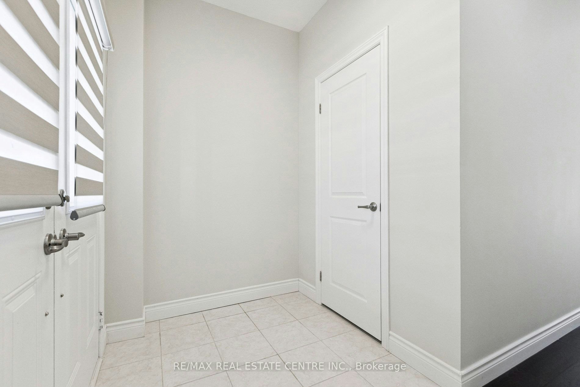 3 Ingalls Avenue, Brantford, ON, N3V 0B7 - 3