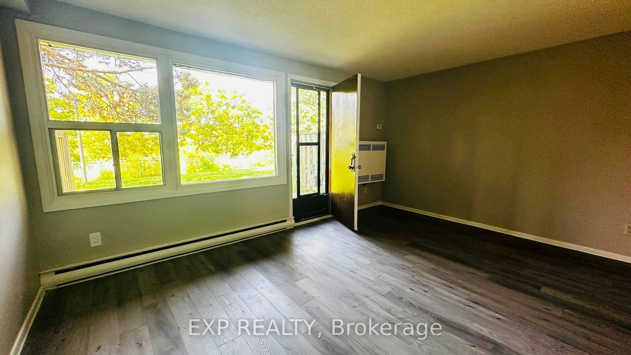 9-1200 Courtland Avenue E, Kitchener, ON, N2C 1K7 - 6